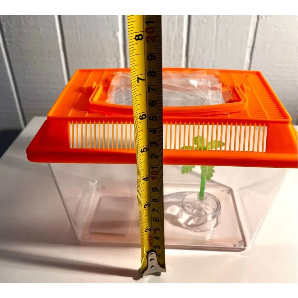 Portable Aquatic/Terrarium Tank, Plastic Carrier Cage with Lid and Handle NWT